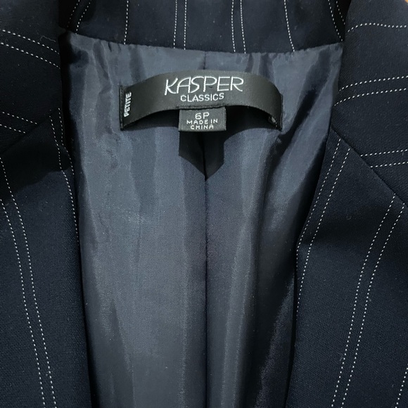 Kasper Classics Petitie Navy Blue Striped Blazer & Skirt Suit Set - Picture 2 of 7